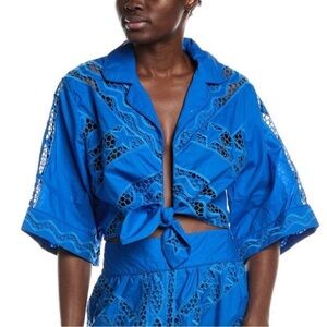 Farm Rio Striped Richelieu Blouse NWOT Tie Front Eyelet Women’s Size M Blue